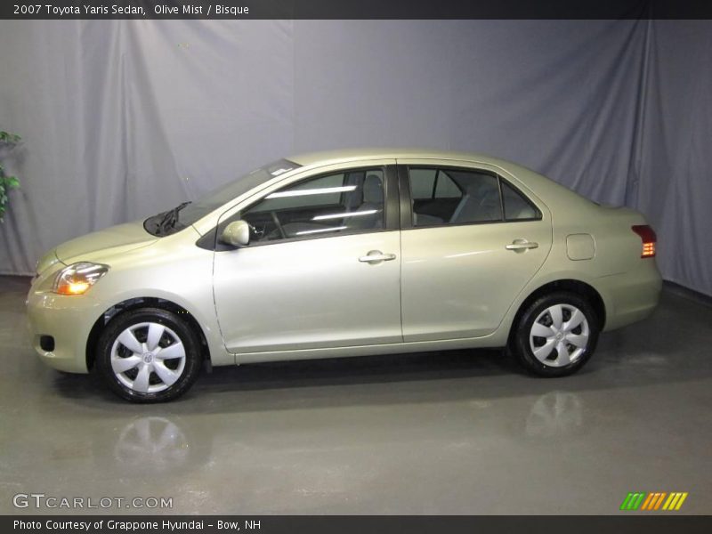 Olive Mist / Bisque 2007 Toyota Yaris Sedan