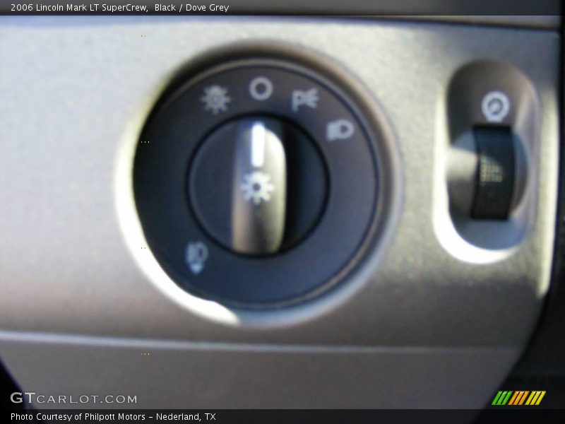 Black / Dove Grey 2006 Lincoln Mark LT SuperCrew