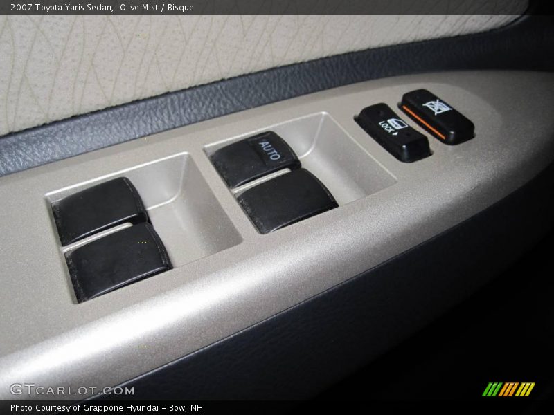 Olive Mist / Bisque 2007 Toyota Yaris Sedan