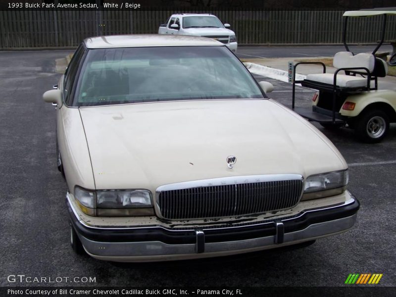 White / Beige 1993 Buick Park Avenue Sedan