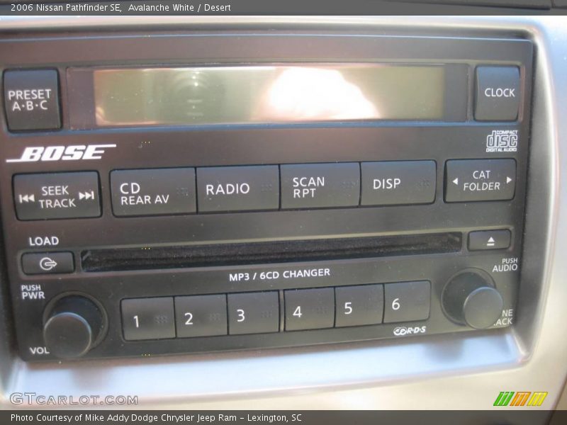 Avalanche White / Desert 2006 Nissan Pathfinder SE