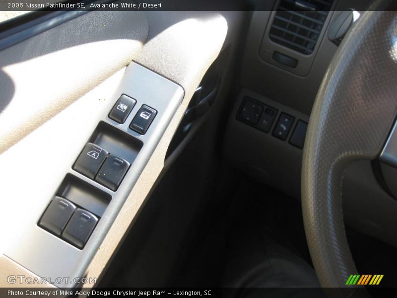 Avalanche White / Desert 2006 Nissan Pathfinder SE