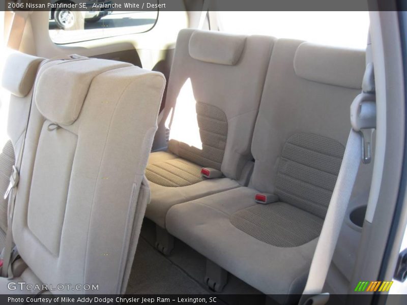 Avalanche White / Desert 2006 Nissan Pathfinder SE