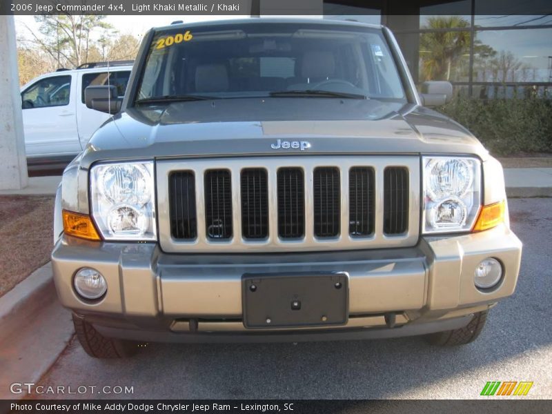 Light Khaki Metallic / Khaki 2006 Jeep Commander 4x4