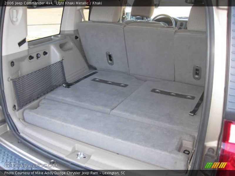 Light Khaki Metallic / Khaki 2006 Jeep Commander 4x4