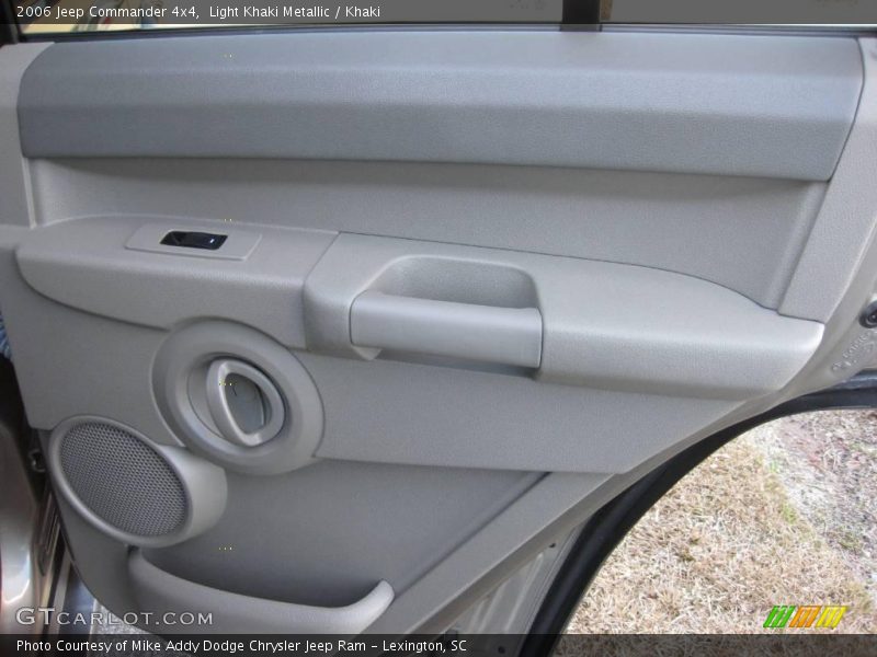 Light Khaki Metallic / Khaki 2006 Jeep Commander 4x4
