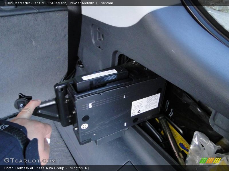 Pewter Metallic / Charcoal 2005 Mercedes-Benz ML 350 4Matic