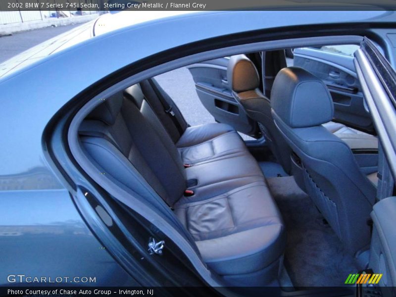 Sterling Grey Metallic / Flannel Grey 2002 BMW 7 Series 745i Sedan