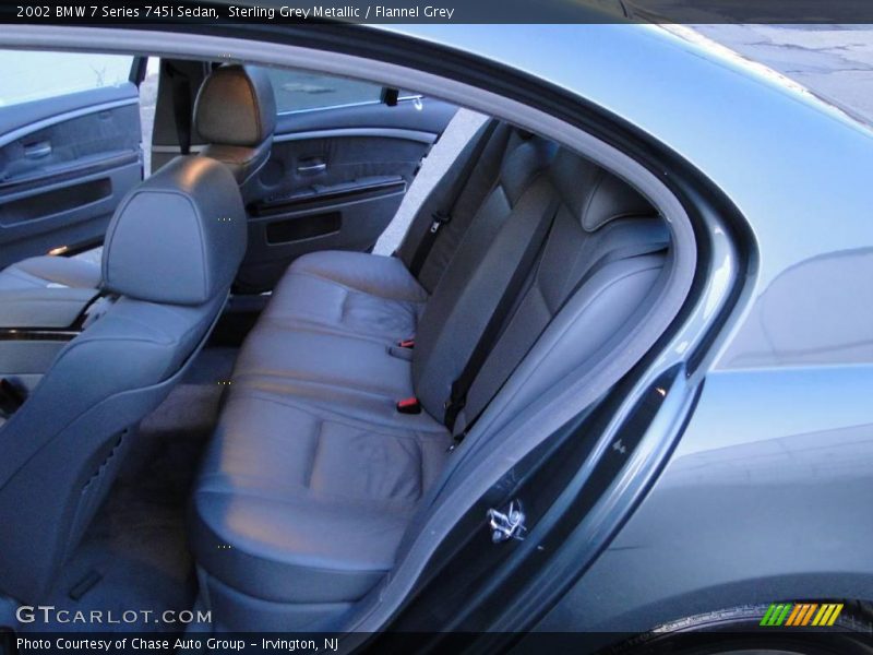 Sterling Grey Metallic / Flannel Grey 2002 BMW 7 Series 745i Sedan