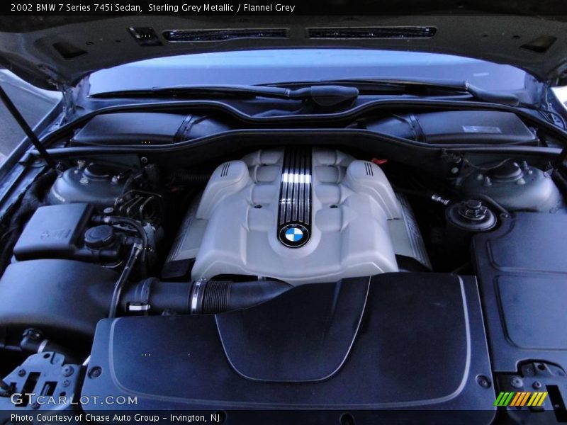 Sterling Grey Metallic / Flannel Grey 2002 BMW 7 Series 745i Sedan