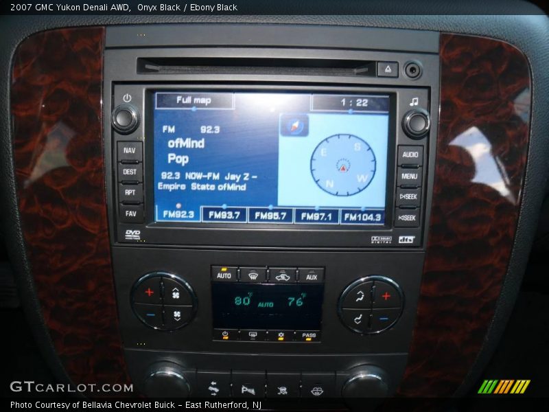 Onyx Black / Ebony Black 2007 GMC Yukon Denali AWD