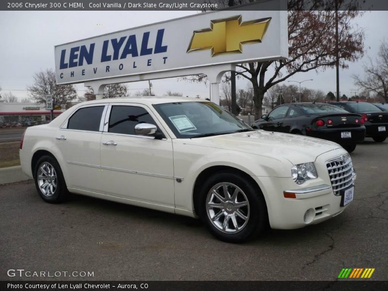 Cool Vanilla / Dark Slate Gray/Light Graystone 2006 Chrysler 300 C HEMI