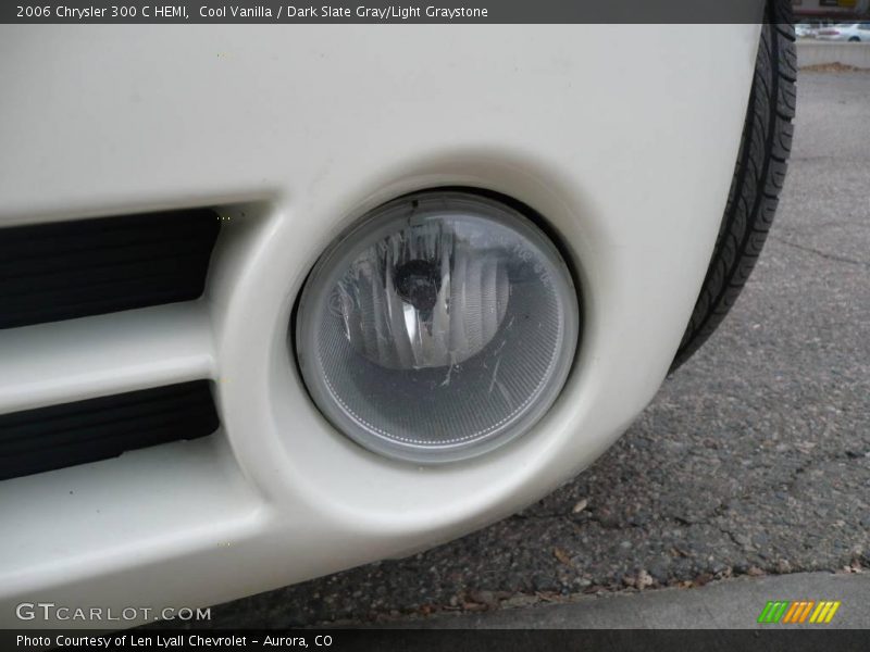 Cool Vanilla / Dark Slate Gray/Light Graystone 2006 Chrysler 300 C HEMI