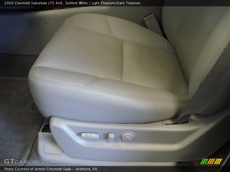 Summit White / Light Titanium/Dark Titanium 2009 Chevrolet Suburban LTZ 4x4