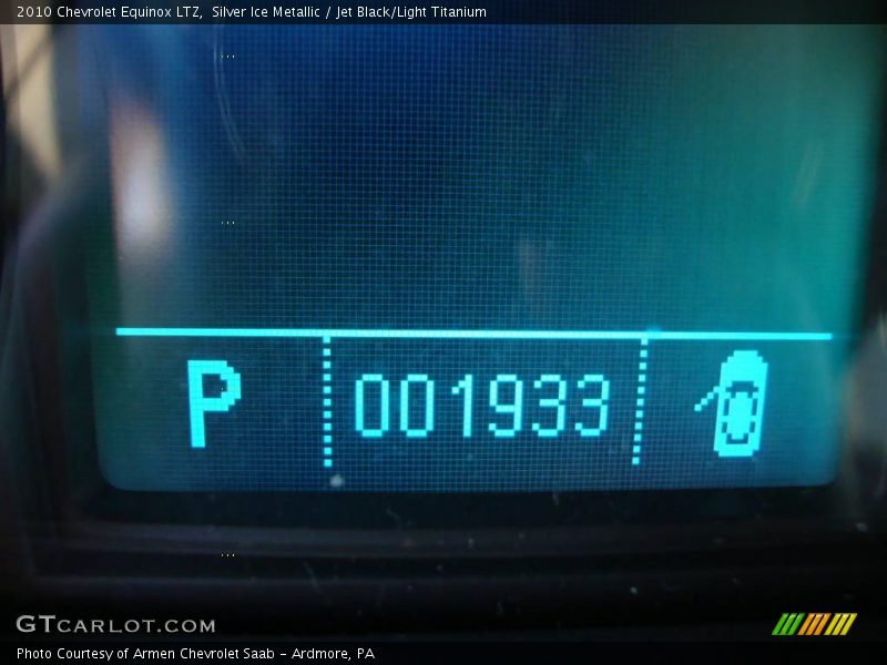 Silver Ice Metallic / Jet Black/Light Titanium 2010 Chevrolet Equinox LTZ