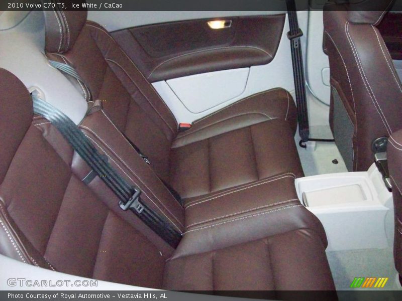 Ice White / CaCao 2010 Volvo C70 T5