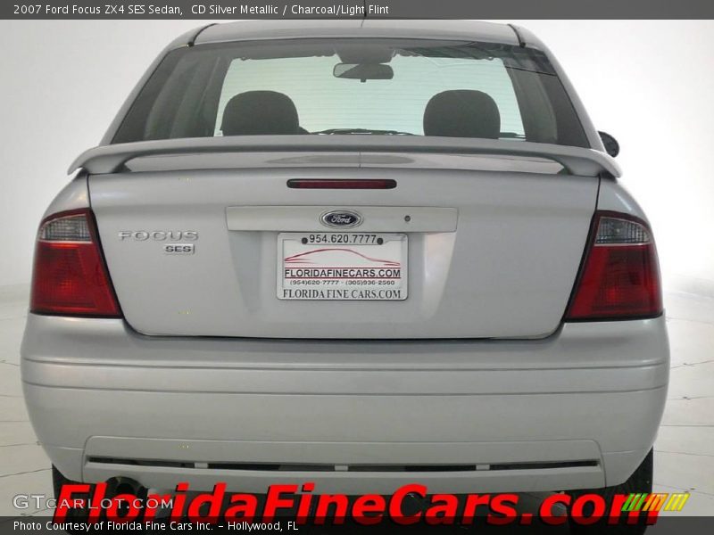 CD Silver Metallic / Charcoal/Light Flint 2007 Ford Focus ZX4 SES Sedan
