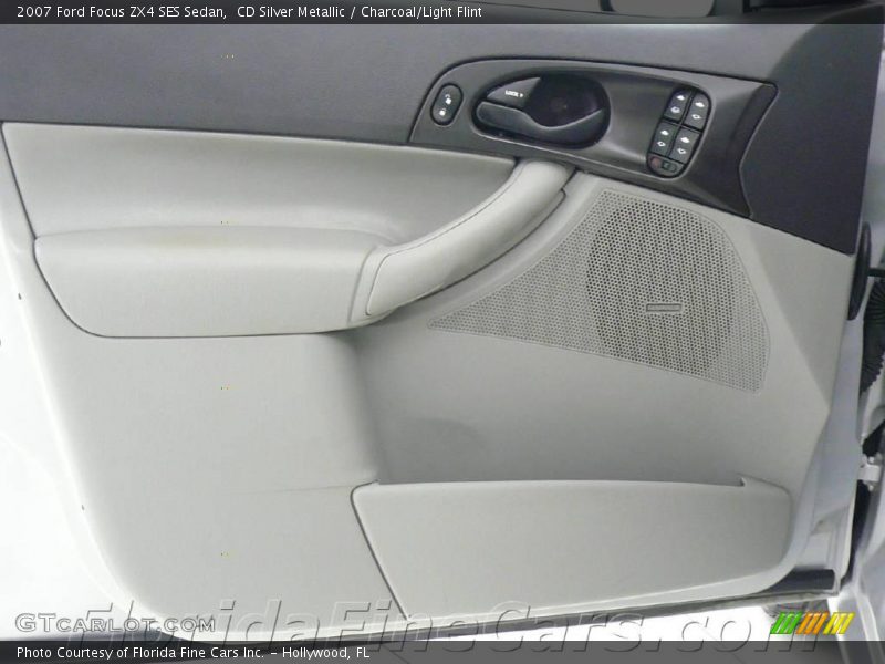CD Silver Metallic / Charcoal/Light Flint 2007 Ford Focus ZX4 SES Sedan
