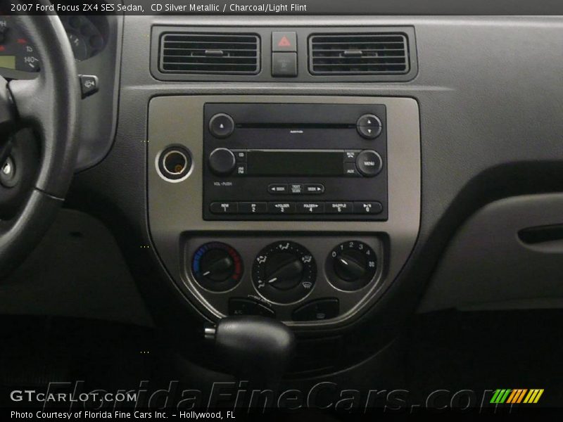 CD Silver Metallic / Charcoal/Light Flint 2007 Ford Focus ZX4 SES Sedan