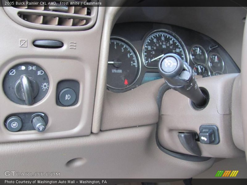 Frost White / Cashmere 2005 Buick Rainier CXL AWD