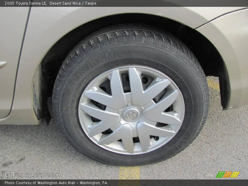 Desert Sand Mica / Taupe 2005 Toyota Sienna LE