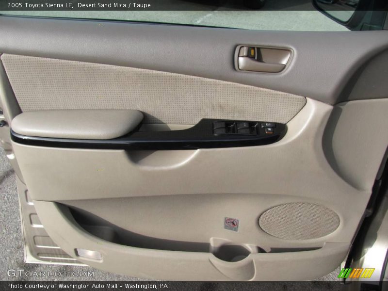 Desert Sand Mica / Taupe 2005 Toyota Sienna LE
