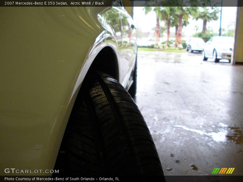 Arctic White / Black 2007 Mercedes-Benz E 350 Sedan