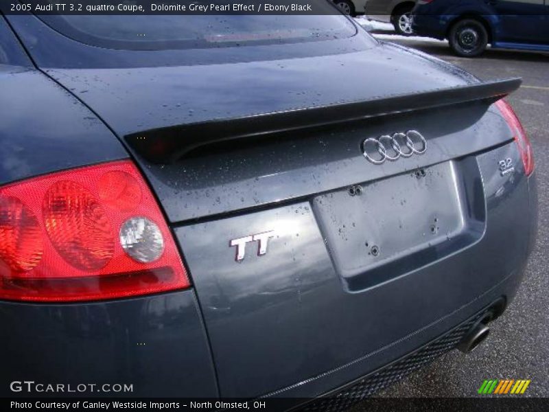 Dolomite Grey Pearl Effect / Ebony Black 2005 Audi TT 3.2 quattro Coupe