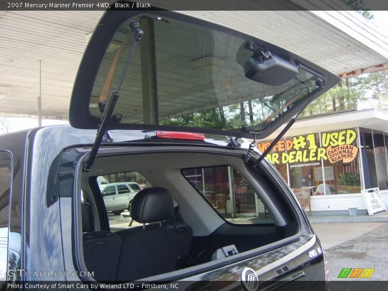 Black / Black 2007 Mercury Mariner Premier 4WD