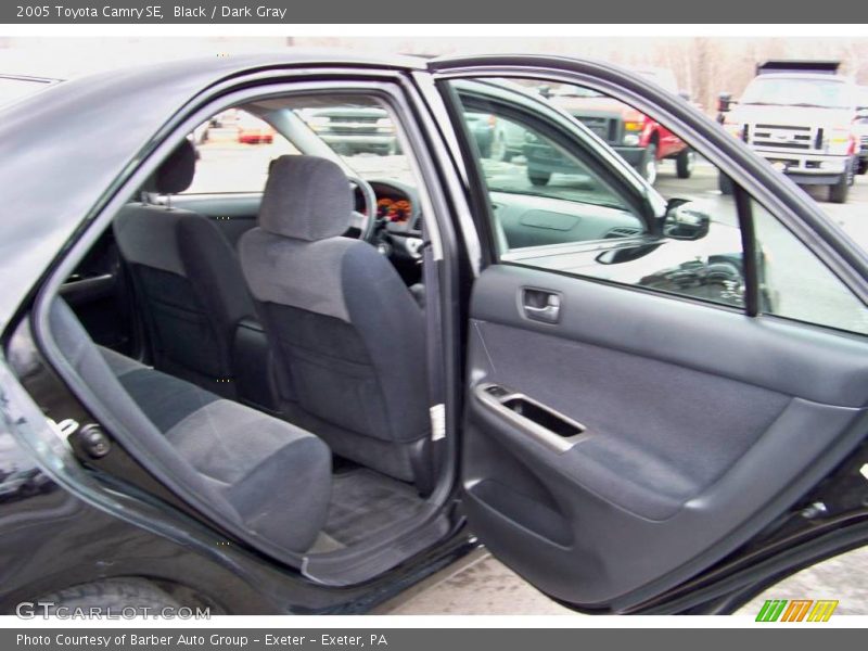 Black / Dark Gray 2005 Toyota Camry SE