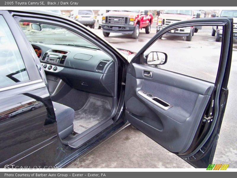 Black / Dark Gray 2005 Toyota Camry SE