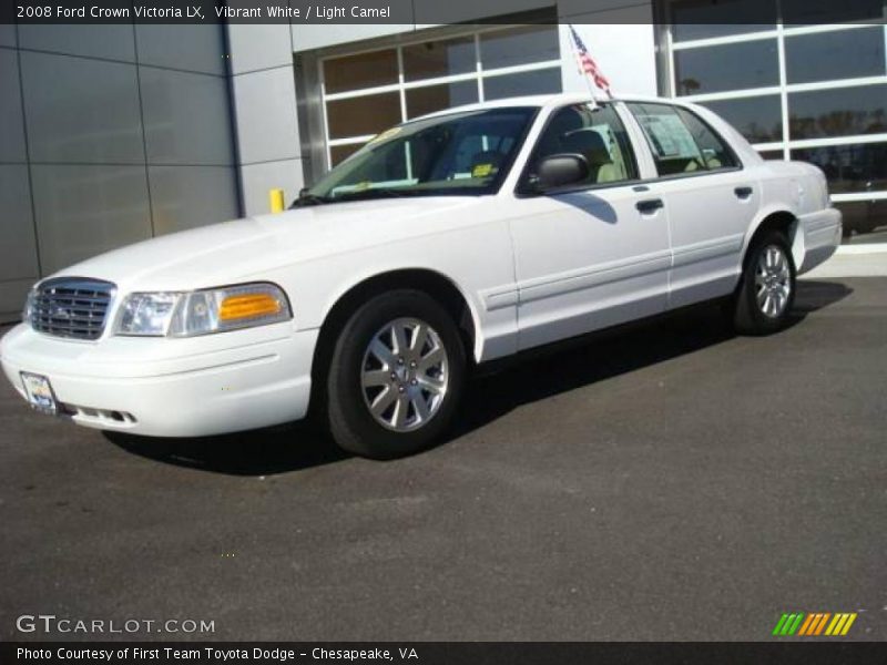 Vibrant White / Light Camel 2008 Ford Crown Victoria LX