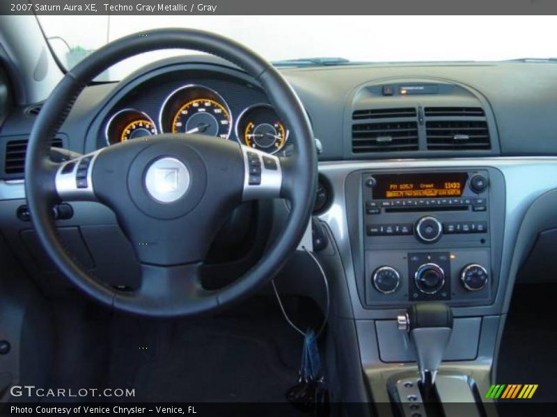 Techno Gray Metallic / Gray 2007 Saturn Aura XE