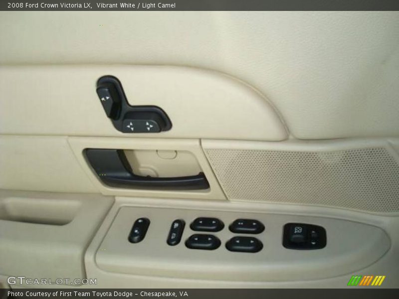 Vibrant White / Light Camel 2008 Ford Crown Victoria LX