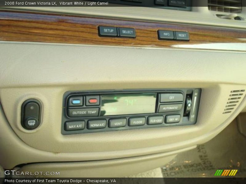 Vibrant White / Light Camel 2008 Ford Crown Victoria LX