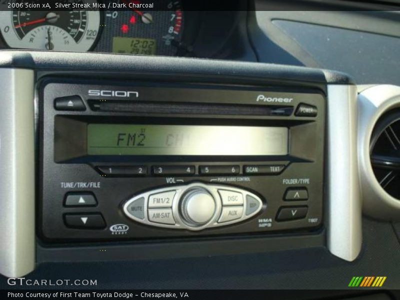 Silver Streak Mica / Dark Charcoal 2006 Scion xA