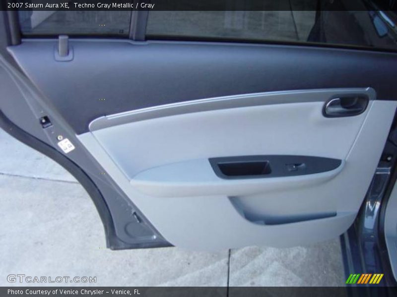 Techno Gray Metallic / Gray 2007 Saturn Aura XE
