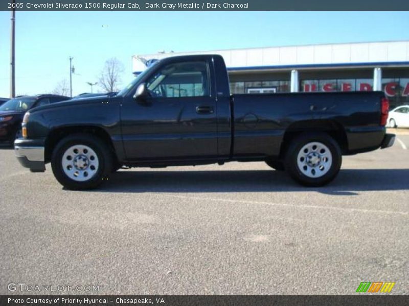 Dark Gray Metallic / Dark Charcoal 2005 Chevrolet Silverado 1500 Regular Cab
