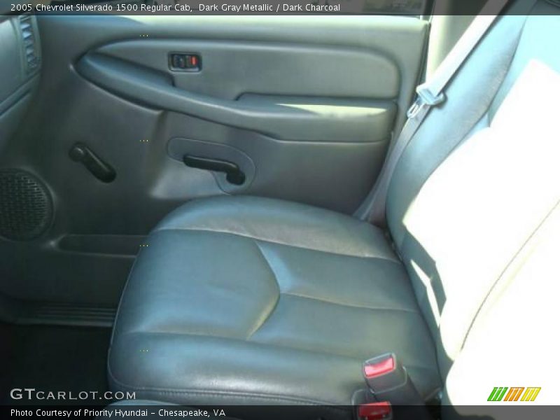Dark Gray Metallic / Dark Charcoal 2005 Chevrolet Silverado 1500 Regular Cab
