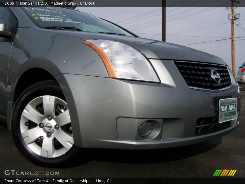 Magnetic Gray / Charcoal 2009 Nissan Sentra 2.0