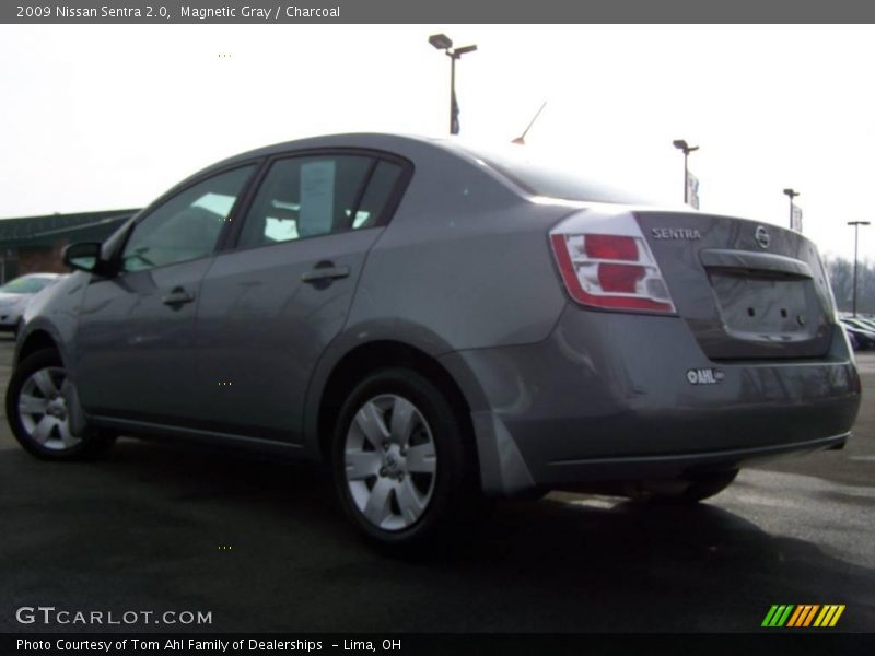 Magnetic Gray / Charcoal 2009 Nissan Sentra 2.0