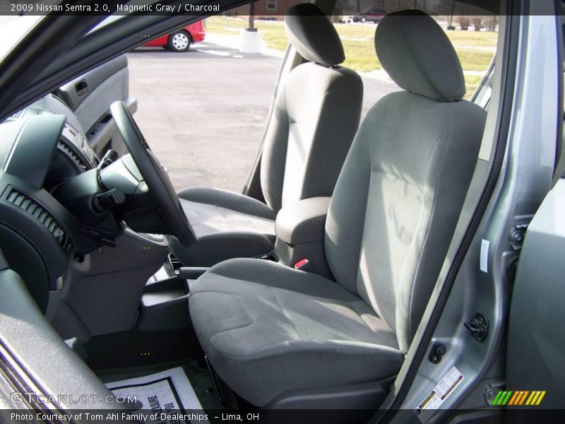 Magnetic Gray / Charcoal 2009 Nissan Sentra 2.0
