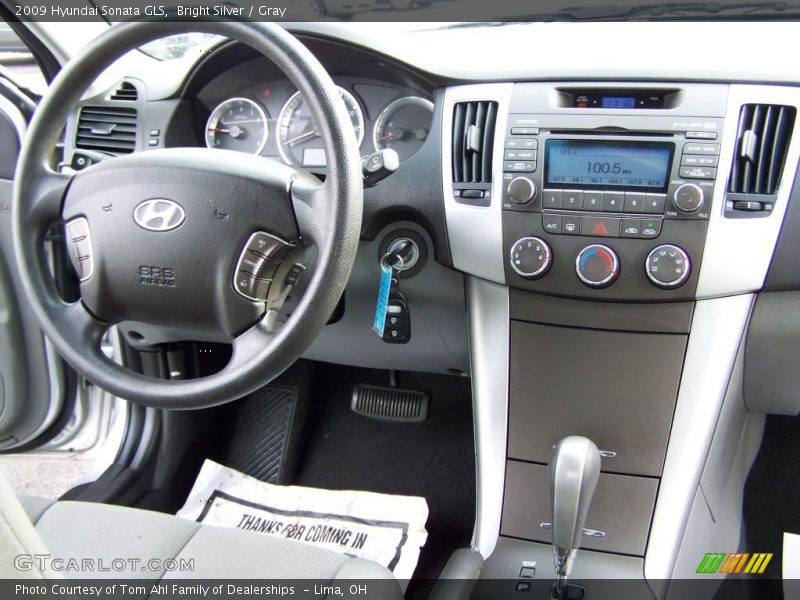 Bright Silver / Gray 2009 Hyundai Sonata GLS