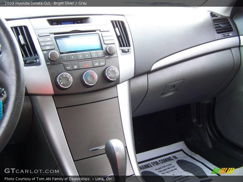 Bright Silver / Gray 2009 Hyundai Sonata GLS