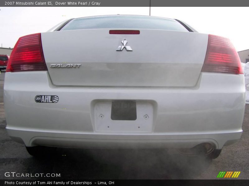 Dover White Pearl / Gray 2007 Mitsubishi Galant ES