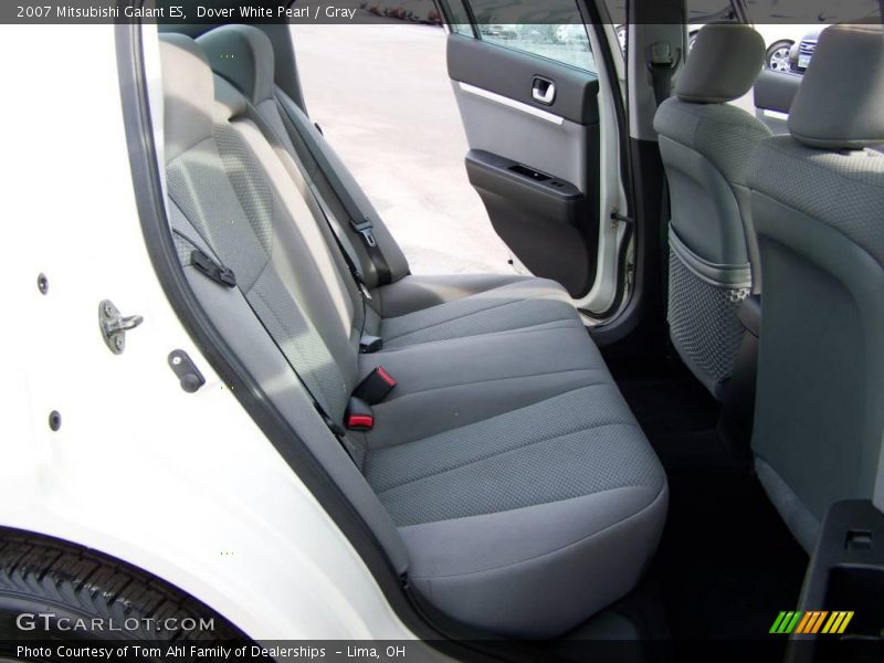 Dover White Pearl / Gray 2007 Mitsubishi Galant ES