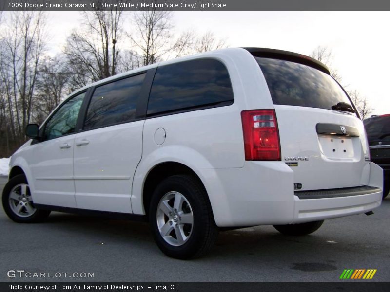 Stone White / Medium Slate Gray/Light Shale 2009 Dodge Grand Caravan SE
