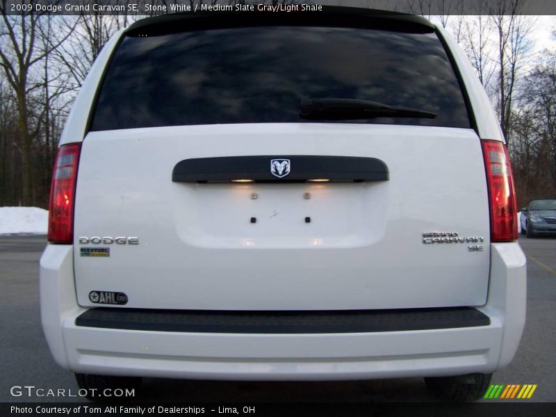 Stone White / Medium Slate Gray/Light Shale 2009 Dodge Grand Caravan SE