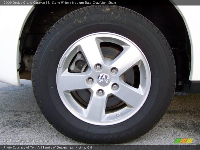 Stone White / Medium Slate Gray/Light Shale 2009 Dodge Grand Caravan SE