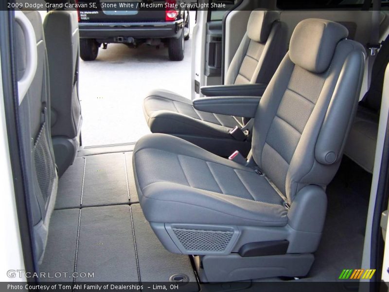 Stone White / Medium Slate Gray/Light Shale 2009 Dodge Grand Caravan SE